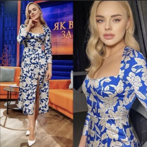 BEAUTIFUL SATIN PRINTED MIDI DRESS - Picture 3 of 9